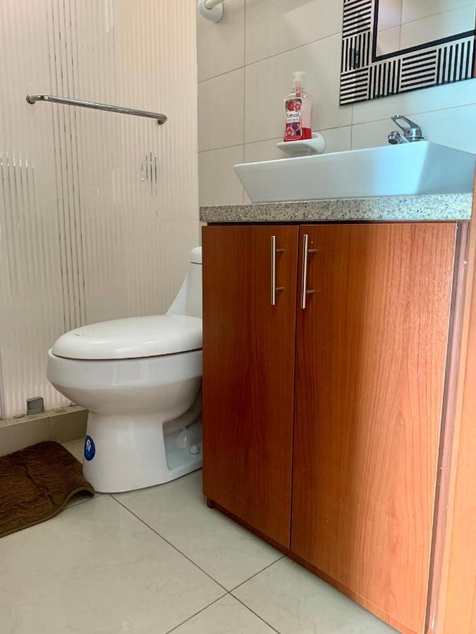 Apartamento Vista Al Rio Puerto Santana Riverfront 1 Гуаякуил Екстериор снимка